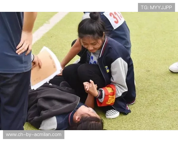 “一场比赛两分钟热血燃起，英雄时刻定格历史”，一场比赛90分钟